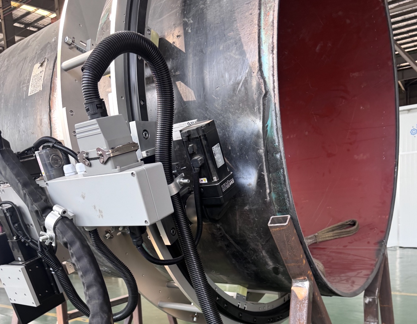 自動化ラインで稼働する実機